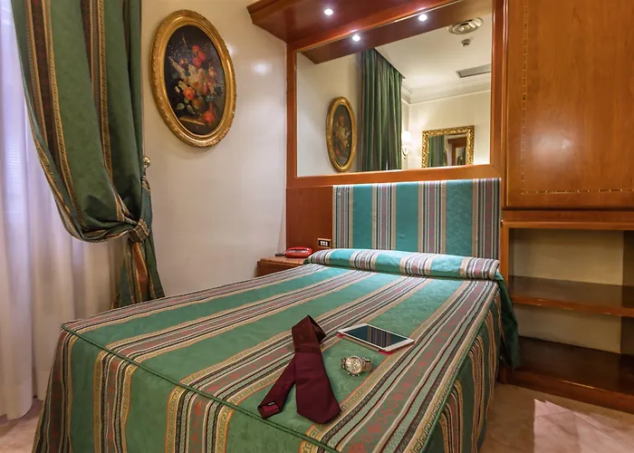 Raeli Luce Otel