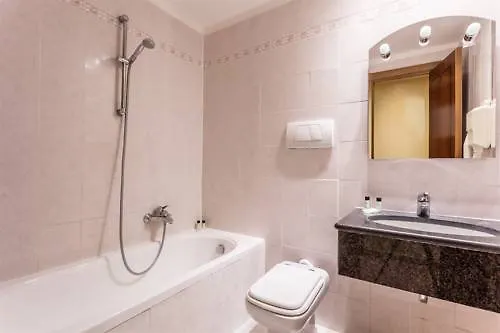 Otel Raeli Luce 4*