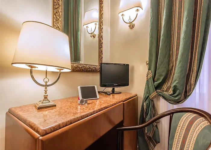 Otel Raeli Luce 4*